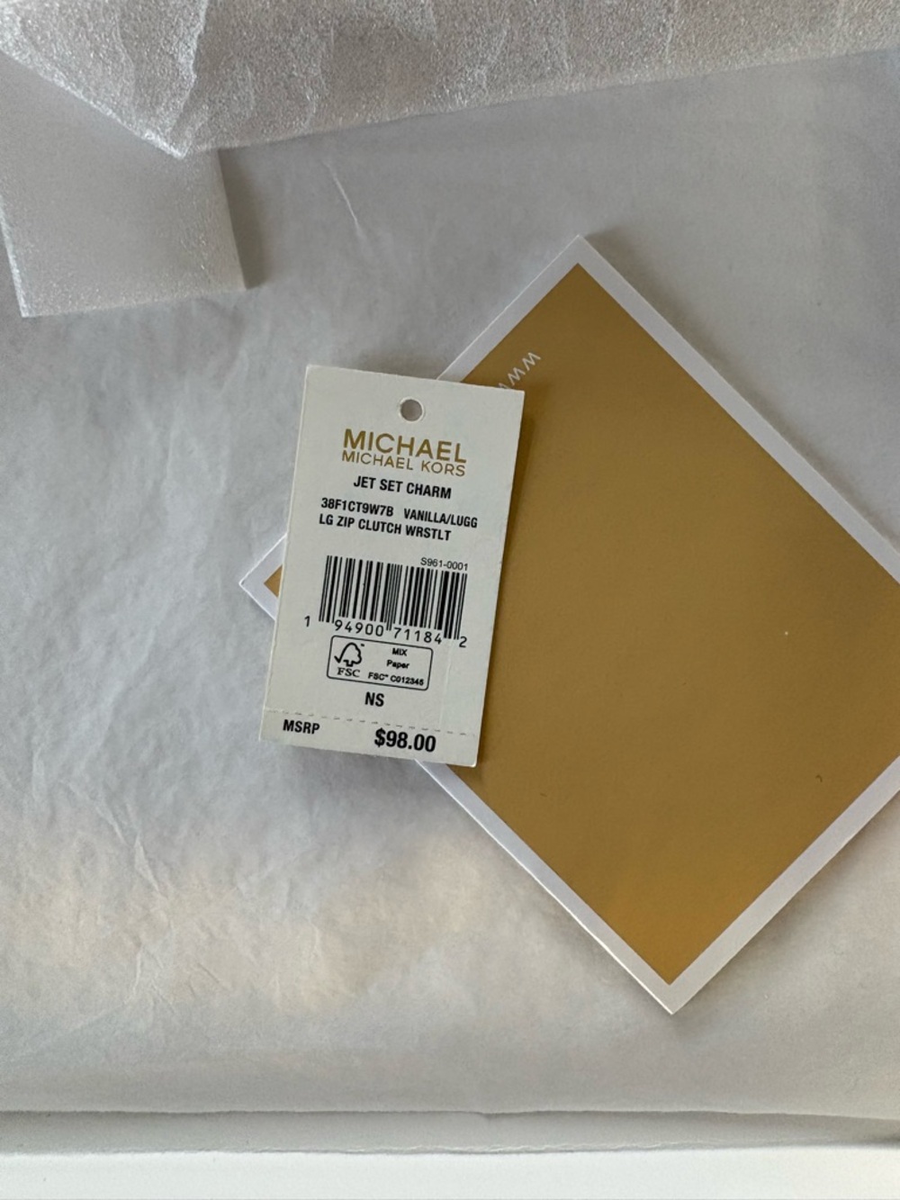 Michael Kors Vanilla and Gold Jet Set Charm Tag - Picture 4 of 4